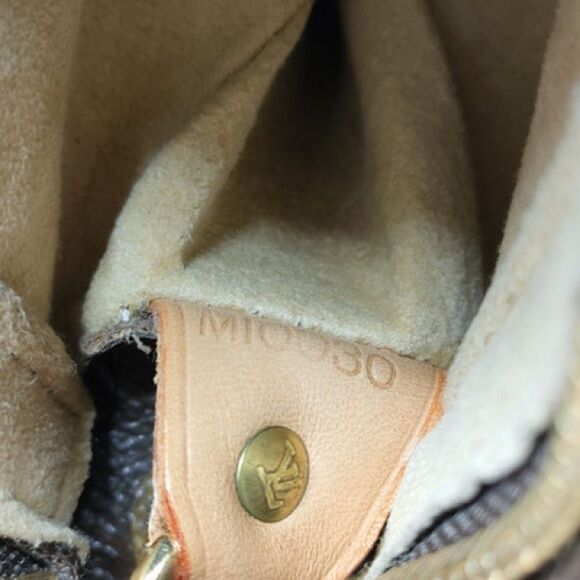 LOUIS VUITTON Looping GM Bag - Picture 15 of 16